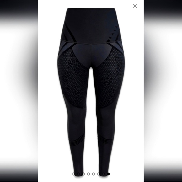 Savage X Fenty Black Leggings - Picture 10 of 16